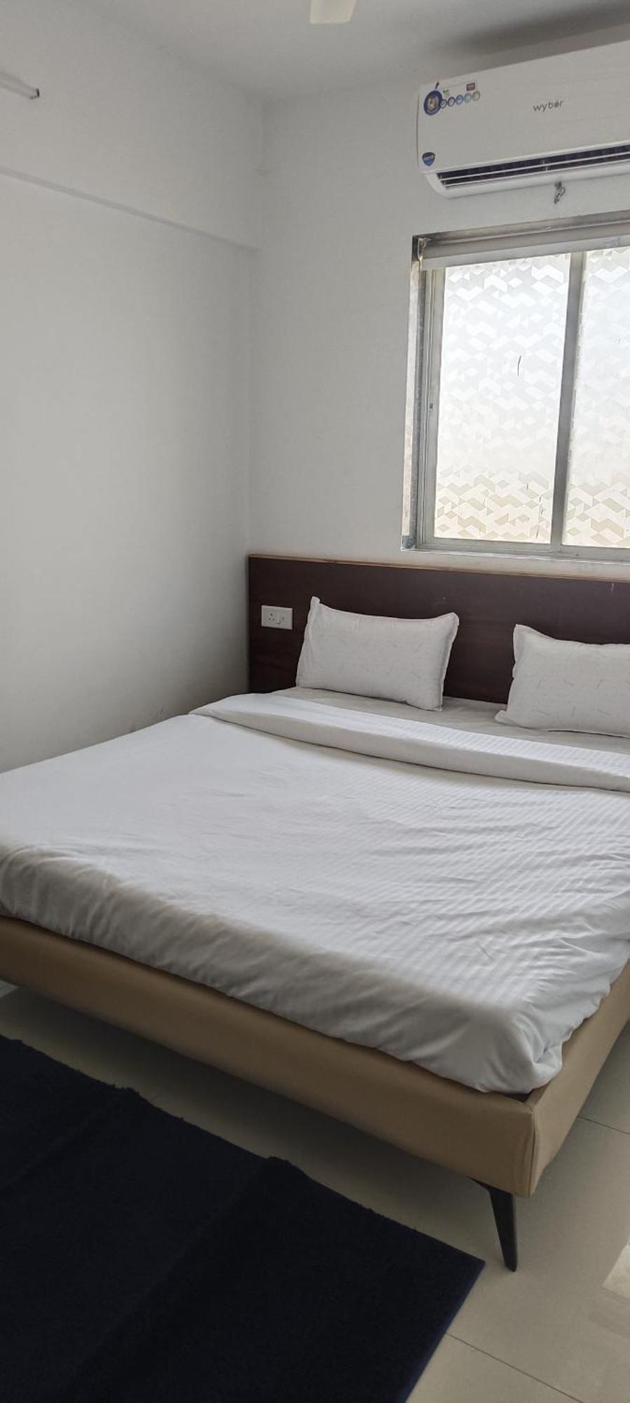 דמאן Hotel Royal Night מראה חיצוני תמונה